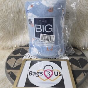 THE BIG ONE SILLY GOOSE RIBBON GOOSE LARGE FLEECE THROW BLANKET NEW IN PACKAGE